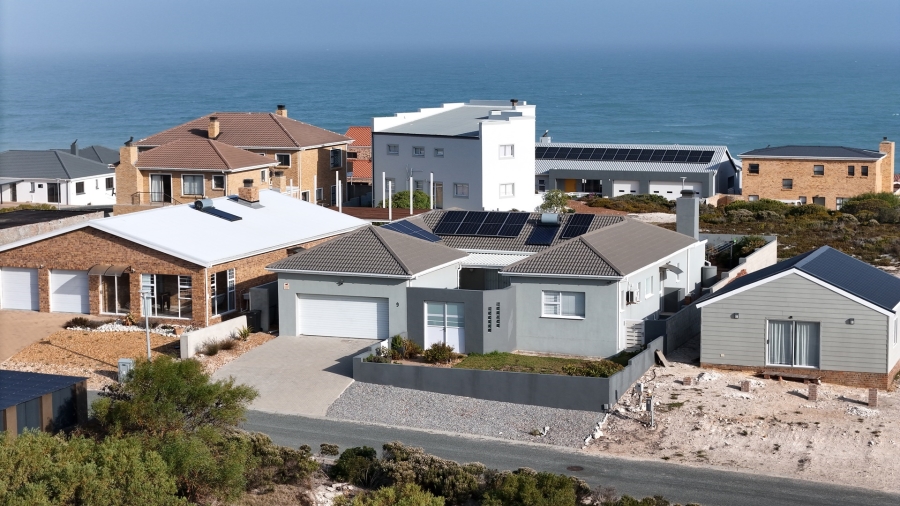 4 Bedroom Property for Sale in Oceanview Heights Western Cape